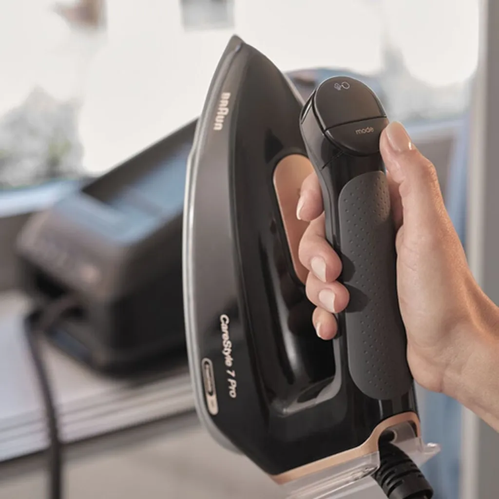 Braun CareStyle 7 Pro IS7286 BK Dampfbügelstation Anti-Tropf-Funktion Wassertank 10 Braun CareStyle 7 Pro IS7286 BK Dampfbügelstation Anti-Tropf-Funktion Wassertank – Bild 8