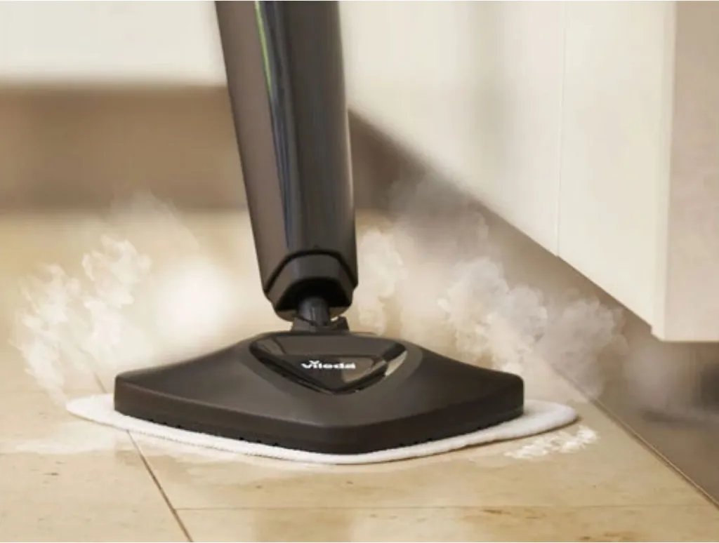 Vileda 168933 Steam PLUS Dampfreiniger Mit Mikrofaserbezug Plus PowerPad, Entfernt Bis Zu 99,9% Bakterien, Ohne Chemie, 3 Dampfeinstellungen, ECO-Verpackung 5 Vileda 168933 Steam PLUS Dampfreiniger Mit Mikrofaserbezug Plus PowerPad, Entfernt Bis Zu 99,9% Bakterien, Ohne Chemie, 3 Dampfeinstellungen, ECO-Verpackung – Bild 3