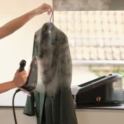 Braun CareStyle 7 Pro IS7286 BK Dampfbügelstation Anti-Tropf-Funktion Wassertank 26 Braun CareStyle 7 Pro IS7286 BK Dampfbügelstation Anti-Tropf-Funktion Wassertank -Philips Verkaufsgeschäft a6565e47a59a57b0f40d1a8c47c04030