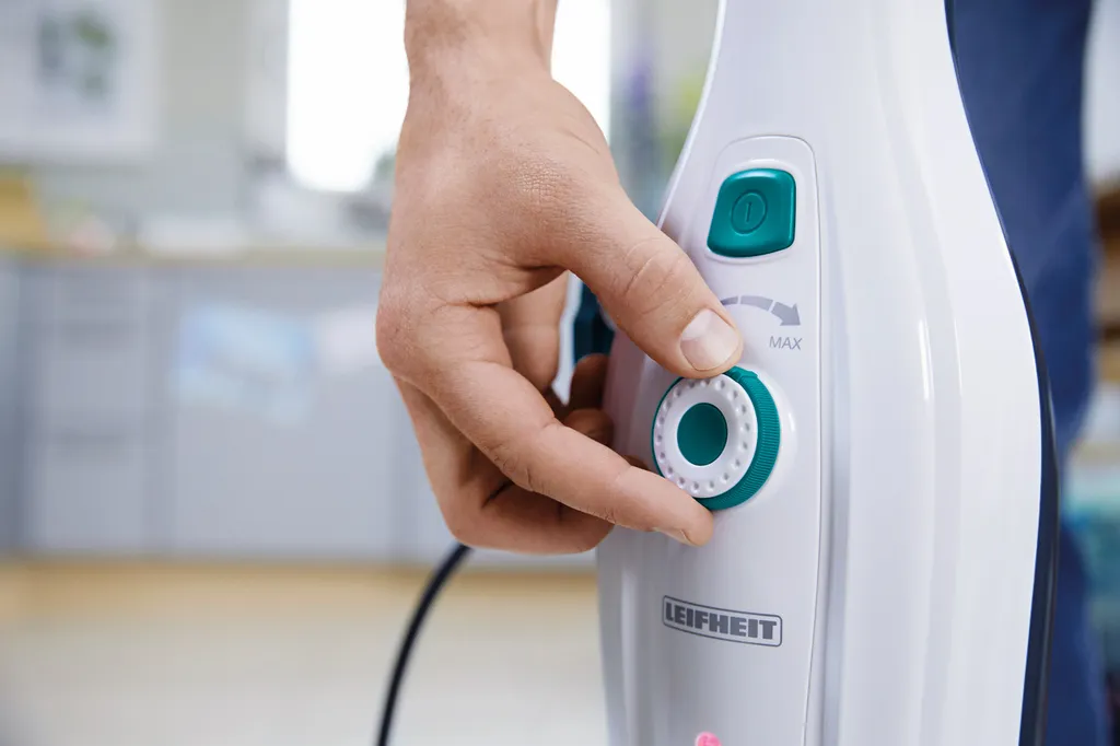 Leifheit Dampfreiniger CleanTenso Inkl. 2er Set Ersatz-Wischbezüge 17 Leifheit Dampfreiniger CleanTenso Inkl. 2er Set Ersatz-Wischbezüge – Bild 15