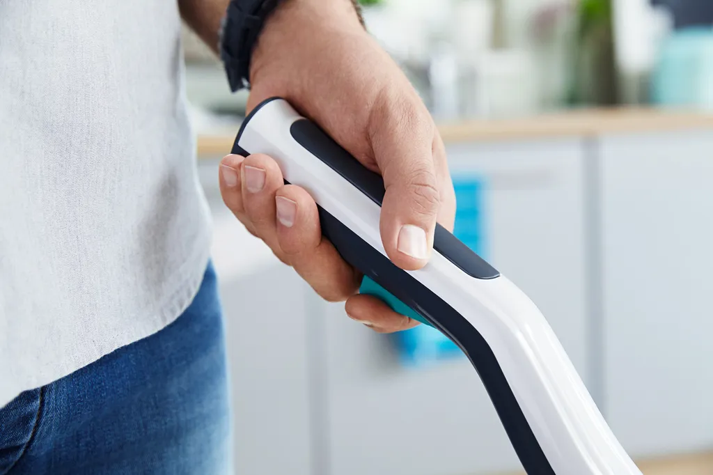 Leifheit Dampfreiniger CleanTenso Inkl. 2er Set Ersatz-Wischbezüge 14 Leifheit Dampfreiniger CleanTenso Inkl. 2er Set Ersatz-Wischbezüge – Bild 12